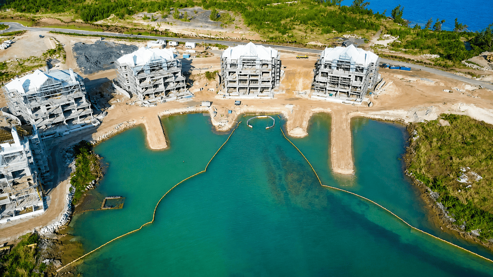Turbidity Curtain Type 3 Type 3 turbidity curtains are heavy-duty floating sediment control barriers used for demanding marine environments where tides, currents, waves, wind, depth, and open-water exposure create greater loads on the system.